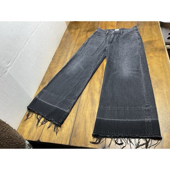 Citizens Of Humanity Denim - Citizens Of Humanity Melanie High Rise Crop in Black Hawk Jeans Size 26
